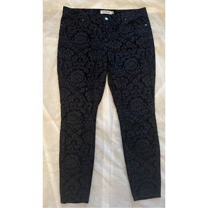 Women’s black printed jeans